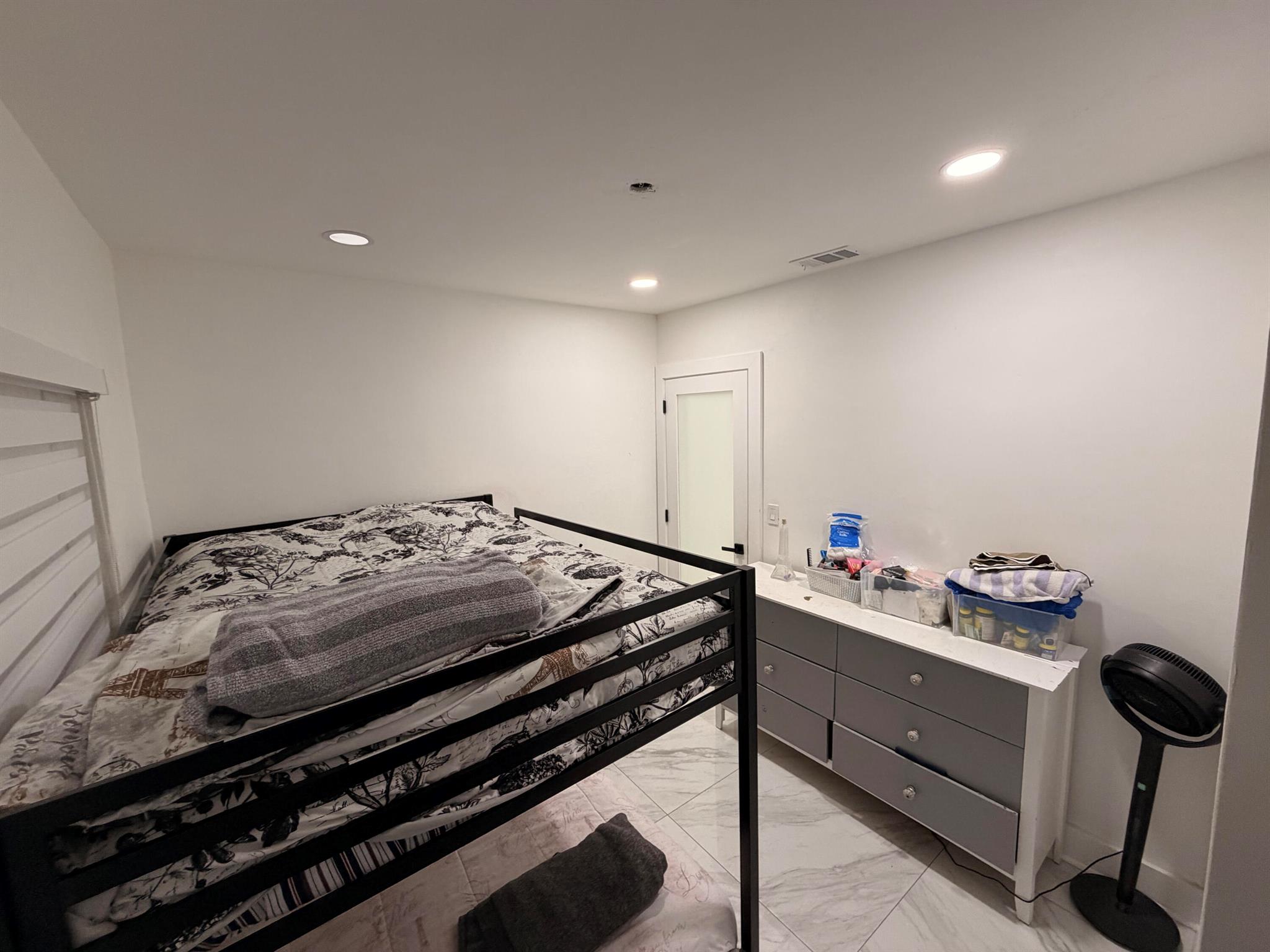 RICHMOND HEIGHTS - Residential