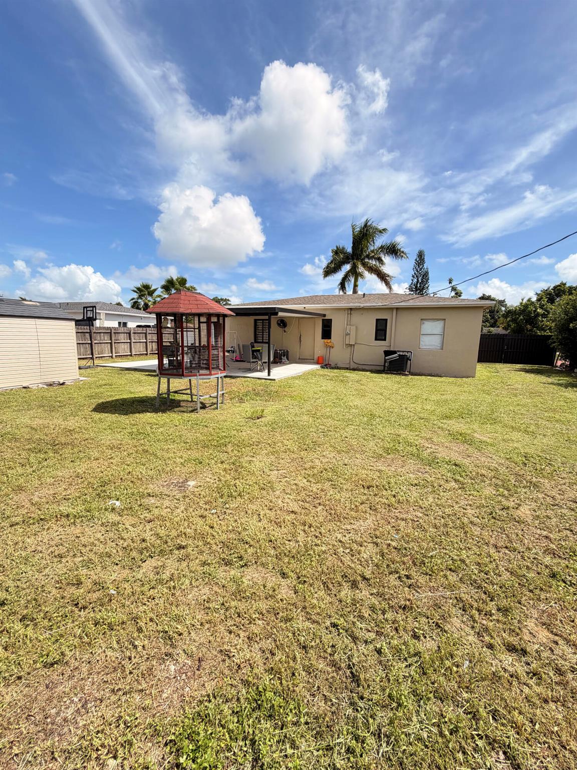 RICHMOND HEIGHTS - Residential