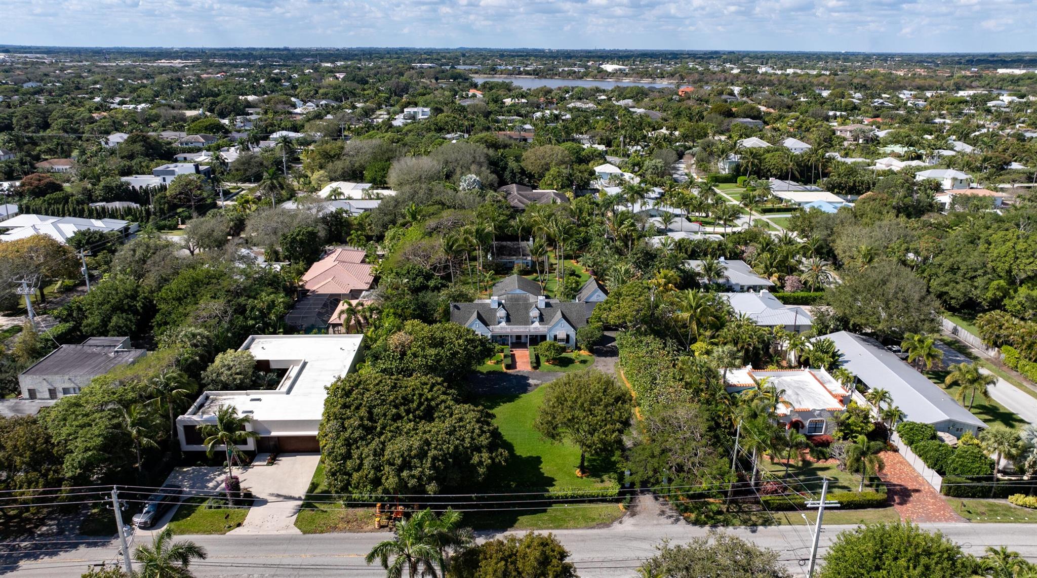 S/D OF 8-46-43, S 1/2 OF - Residential