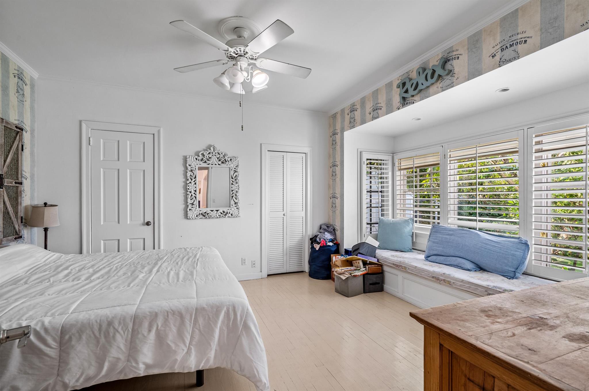 S/D OF 8-46-43, S 1/2 OF - Residential