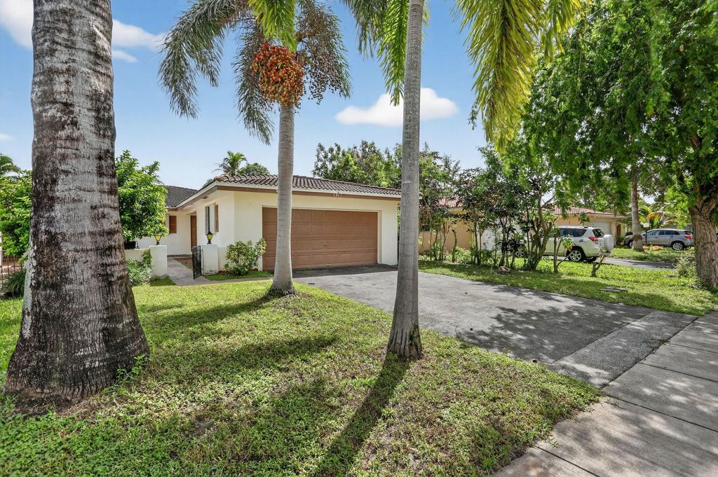 Photo of 3817 NW 84th Avenue, Coral Springs, FL 33065 (MLS # F10530027)
