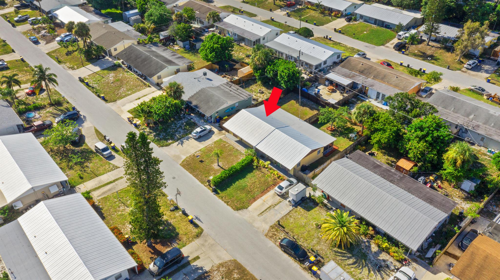2290 NE Rustic Way, Jensen Beach, FL, 34957/$249,000 3 2290 NE Rustic Way