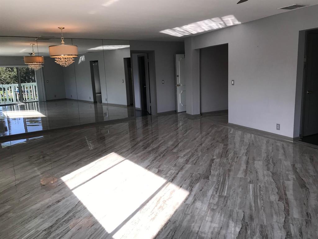 FOUR TWENTY ONE CONDO - Residential