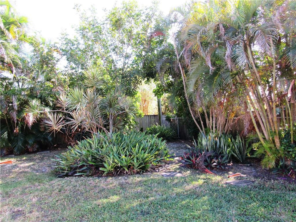 MARY-KNOLL 39-48 B - Residential Lease