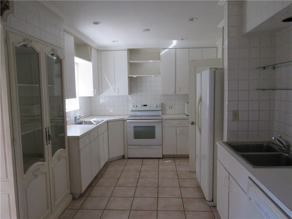 MARY-KNOLL 39-48 B - Residential Lease