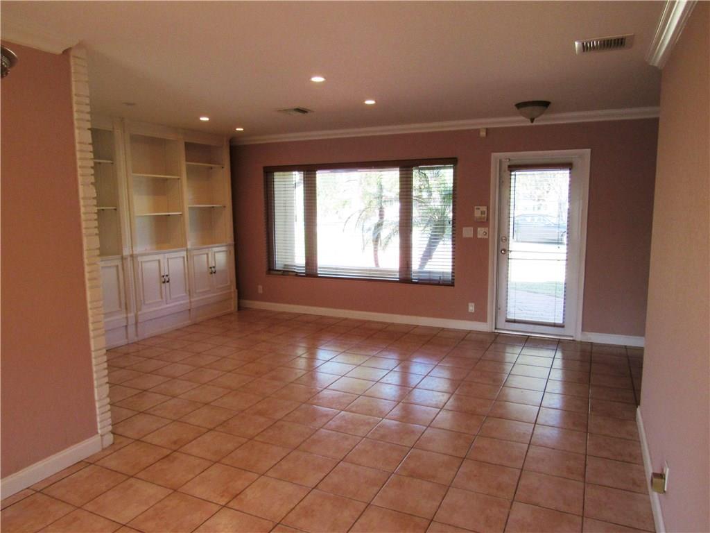 MARY-KNOLL 39-48 B - Residential Lease