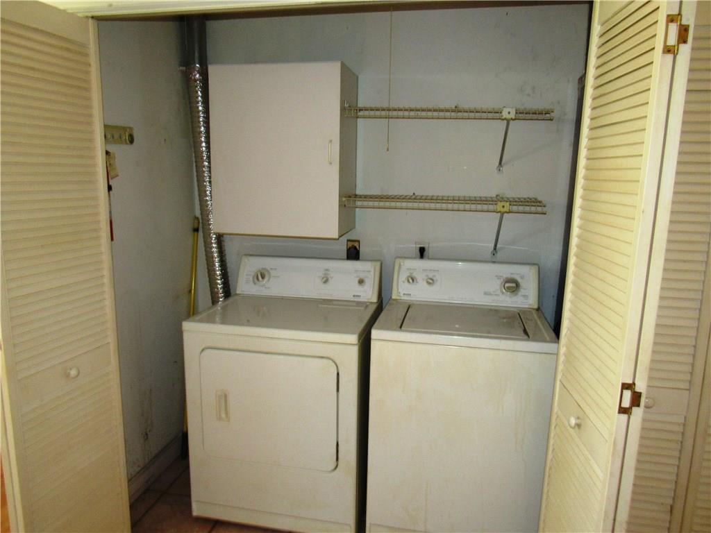 MARY-KNOLL 39-48 B - Residential Lease