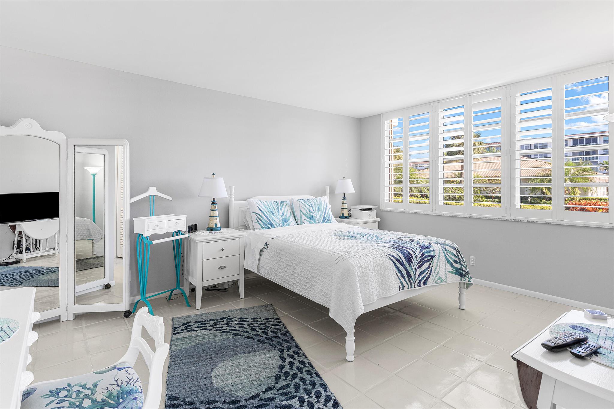 TROPIC BAY CONDO - Residential