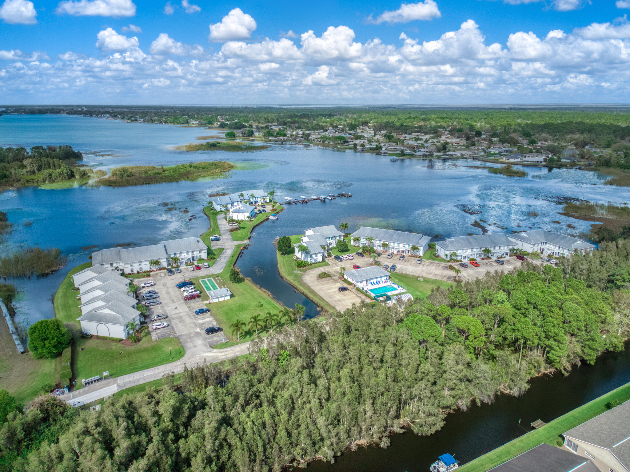 DEEANN LAKEFRONT EST - Residential