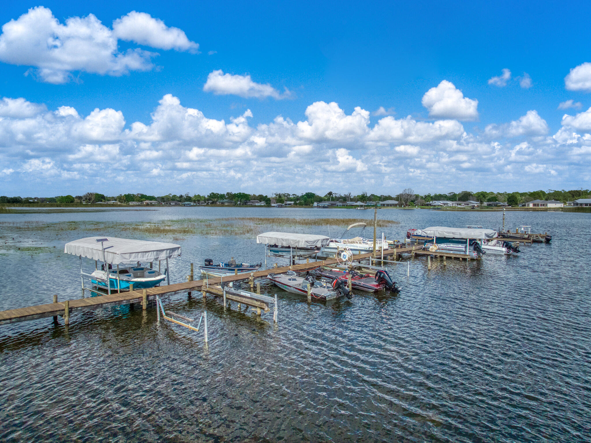 DEEANN LAKEFRONT EST - Residential