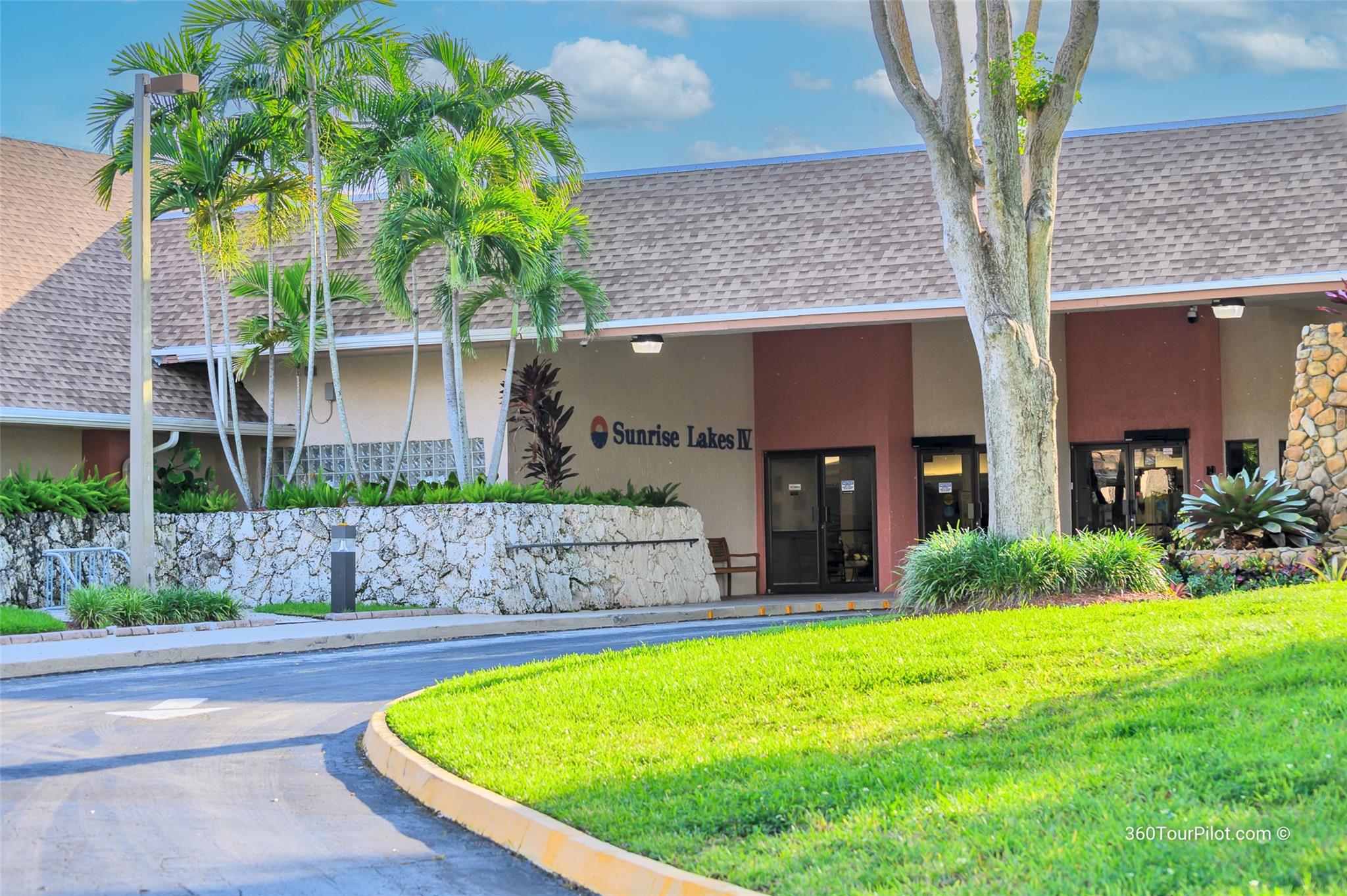 Phase IV Sunrise Lakes - Residential