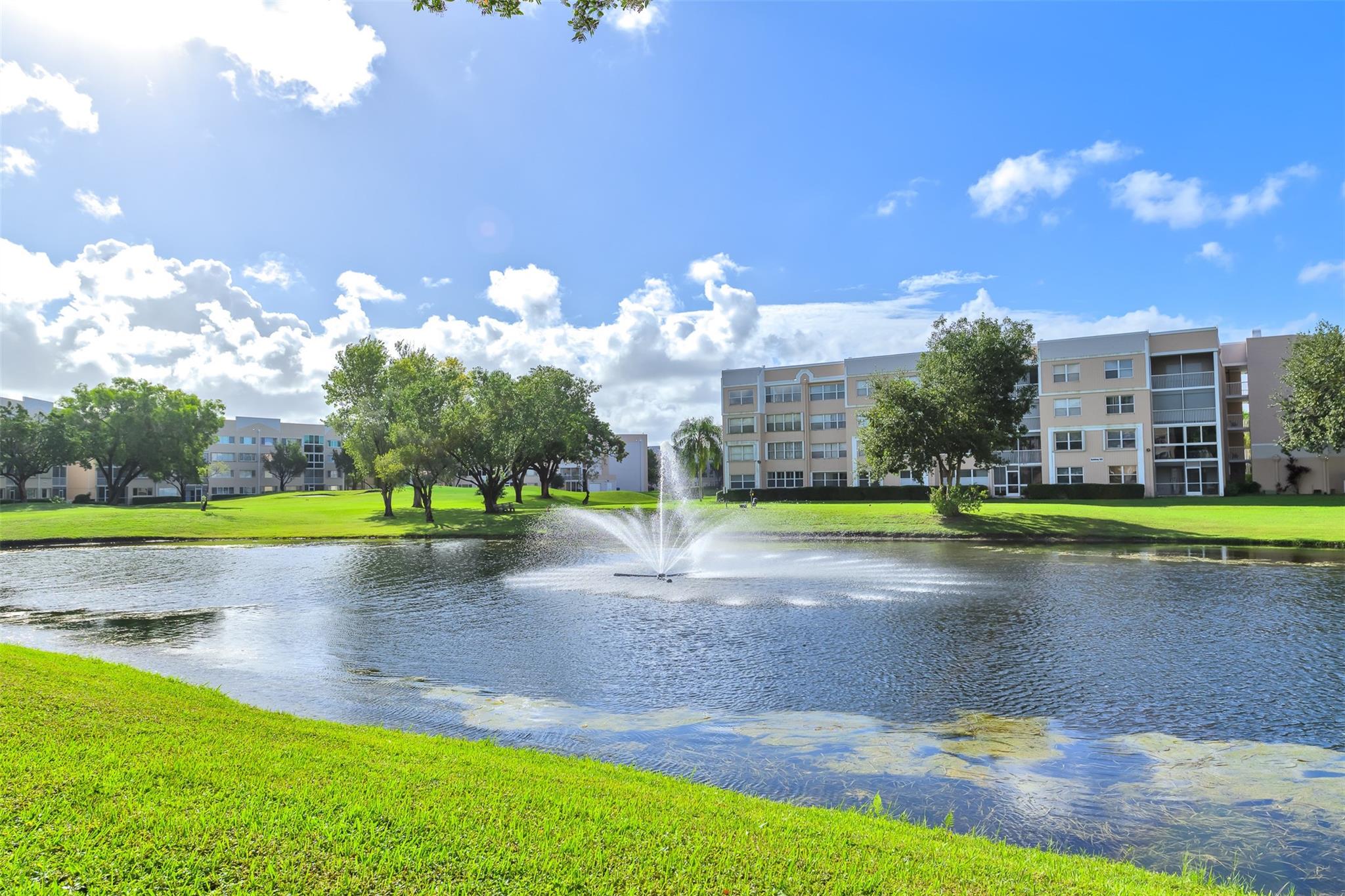 Phase IV Sunrise Lakes - Residential