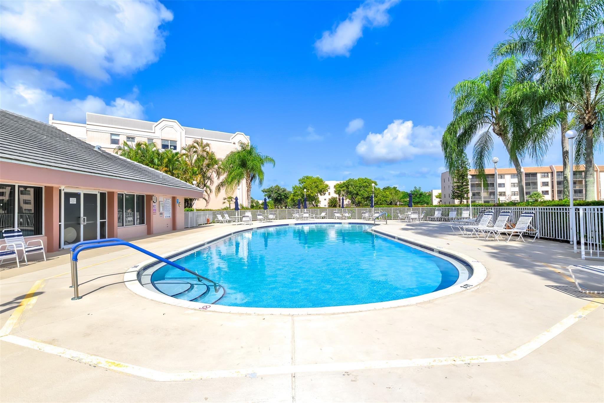Phase IV Sunrise Lakes - Residential