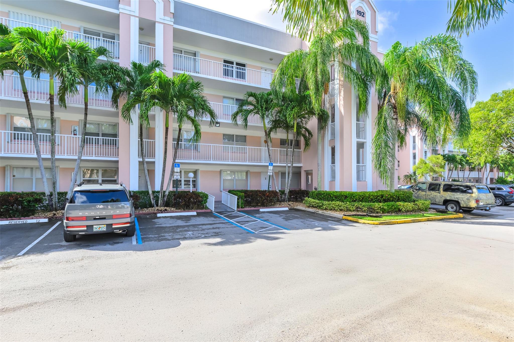 Phase IV Sunrise Lakes - Residential