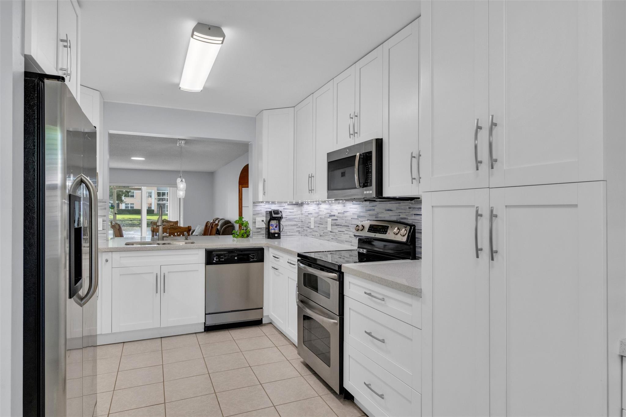 Phase IV Sunrise Lakes - Residential