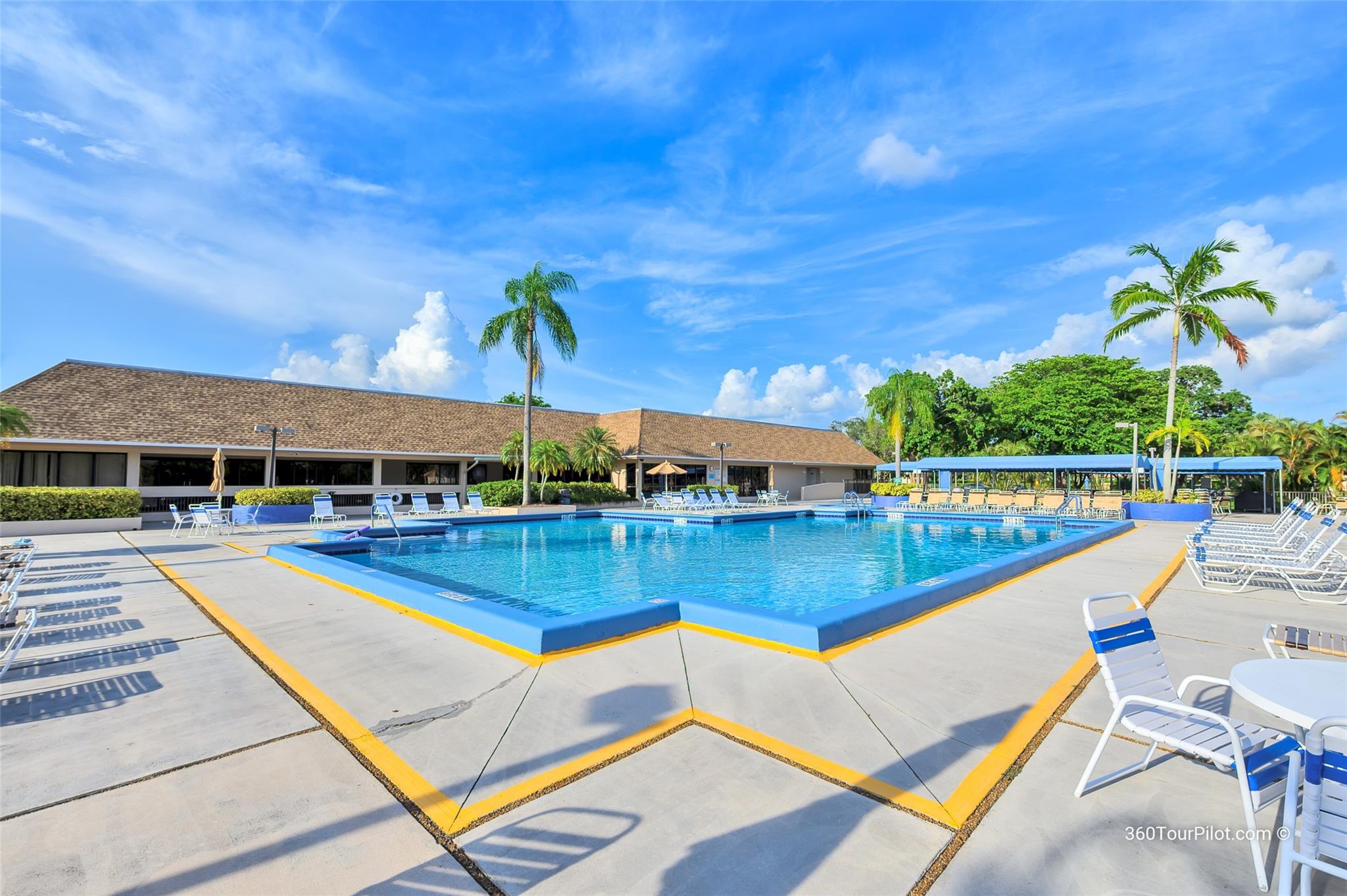 Phase IV Sunrise Lakes - Residential