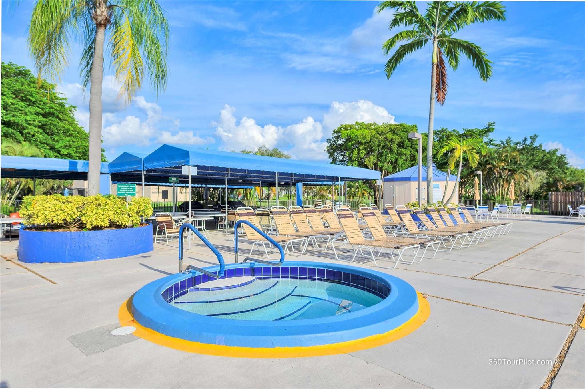 Phase IV Sunrise Lakes - Residential