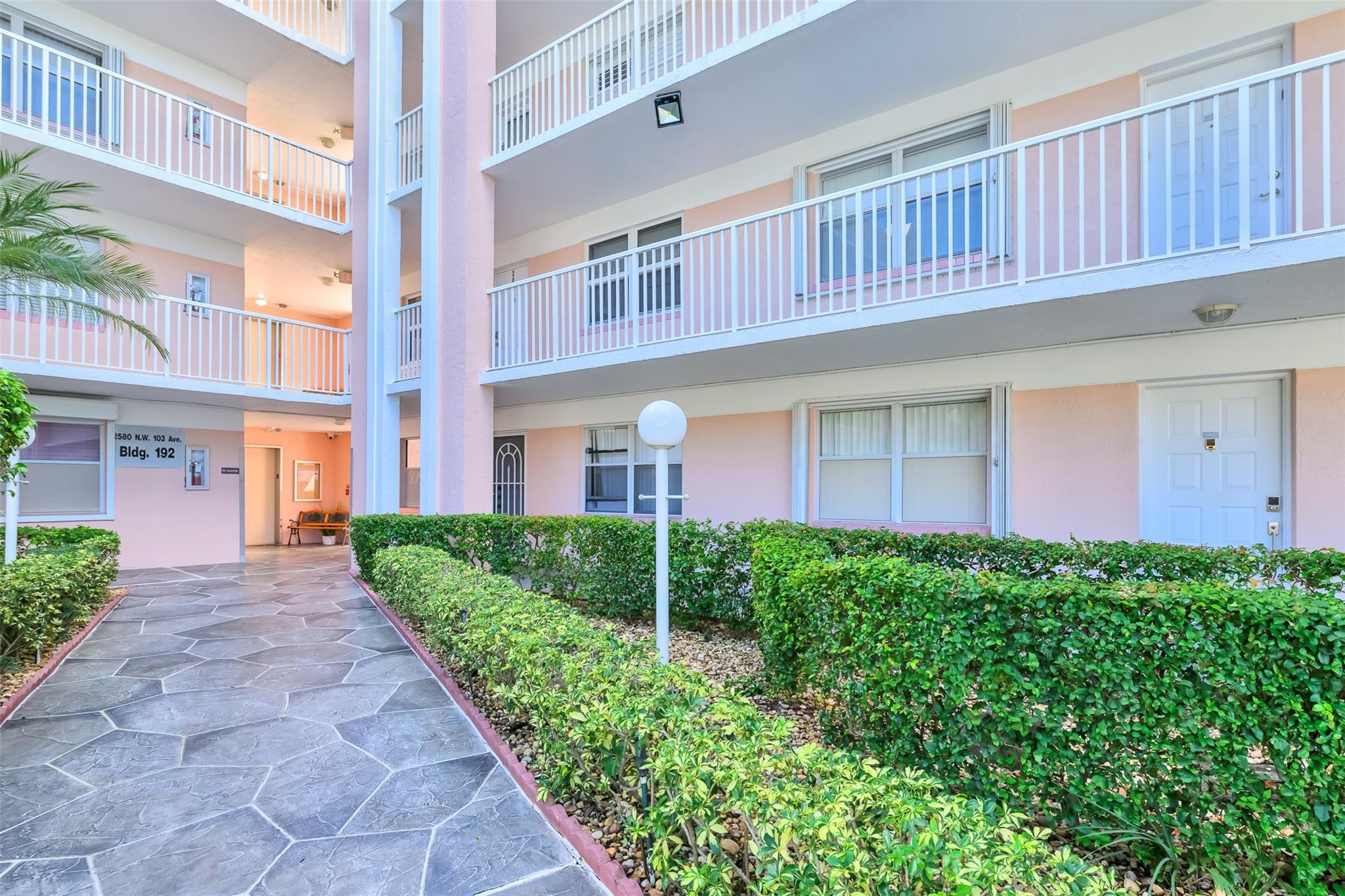 Phase IV Sunrise Lakes - Residential