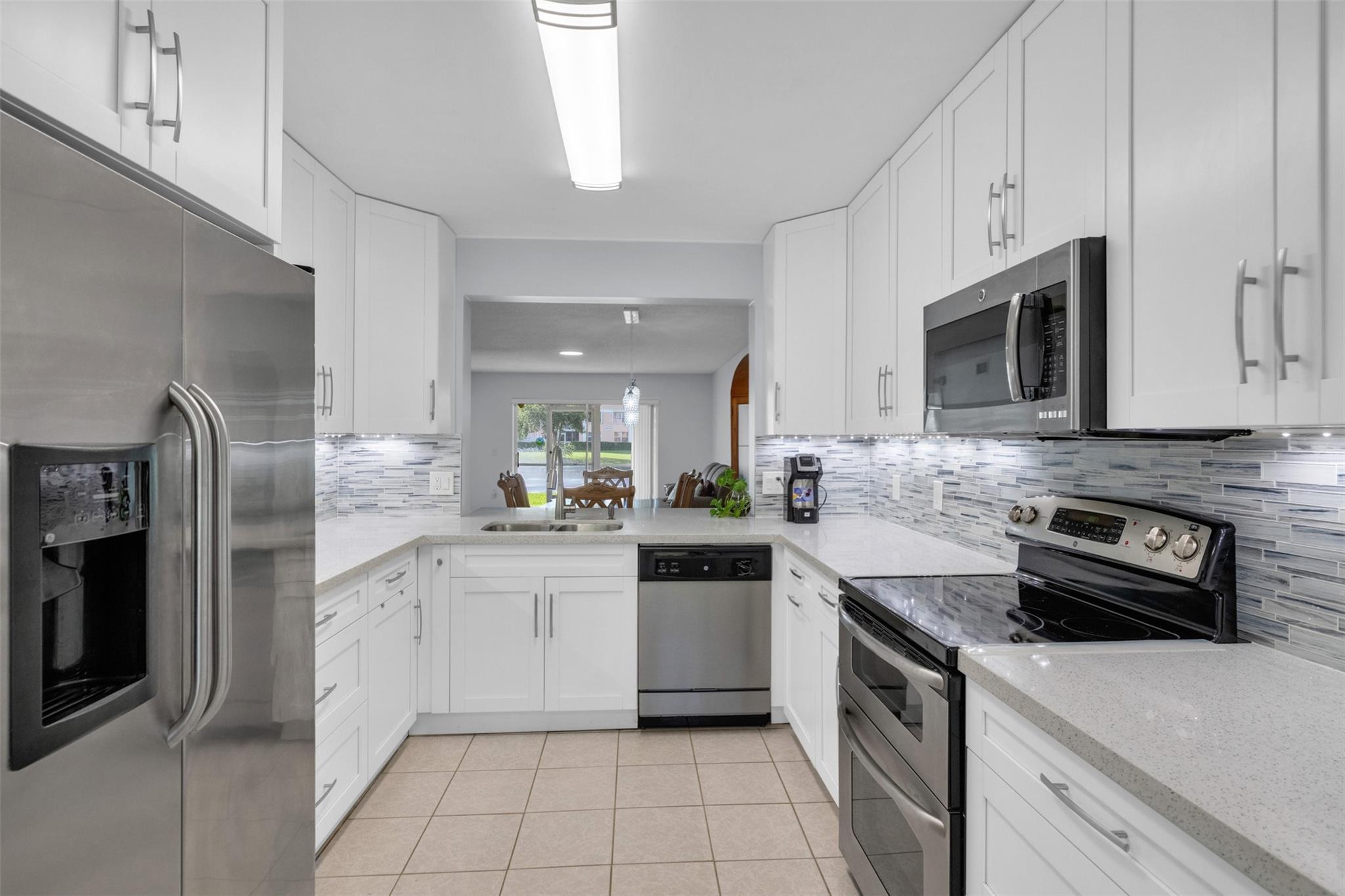 Phase IV Sunrise Lakes - Residential