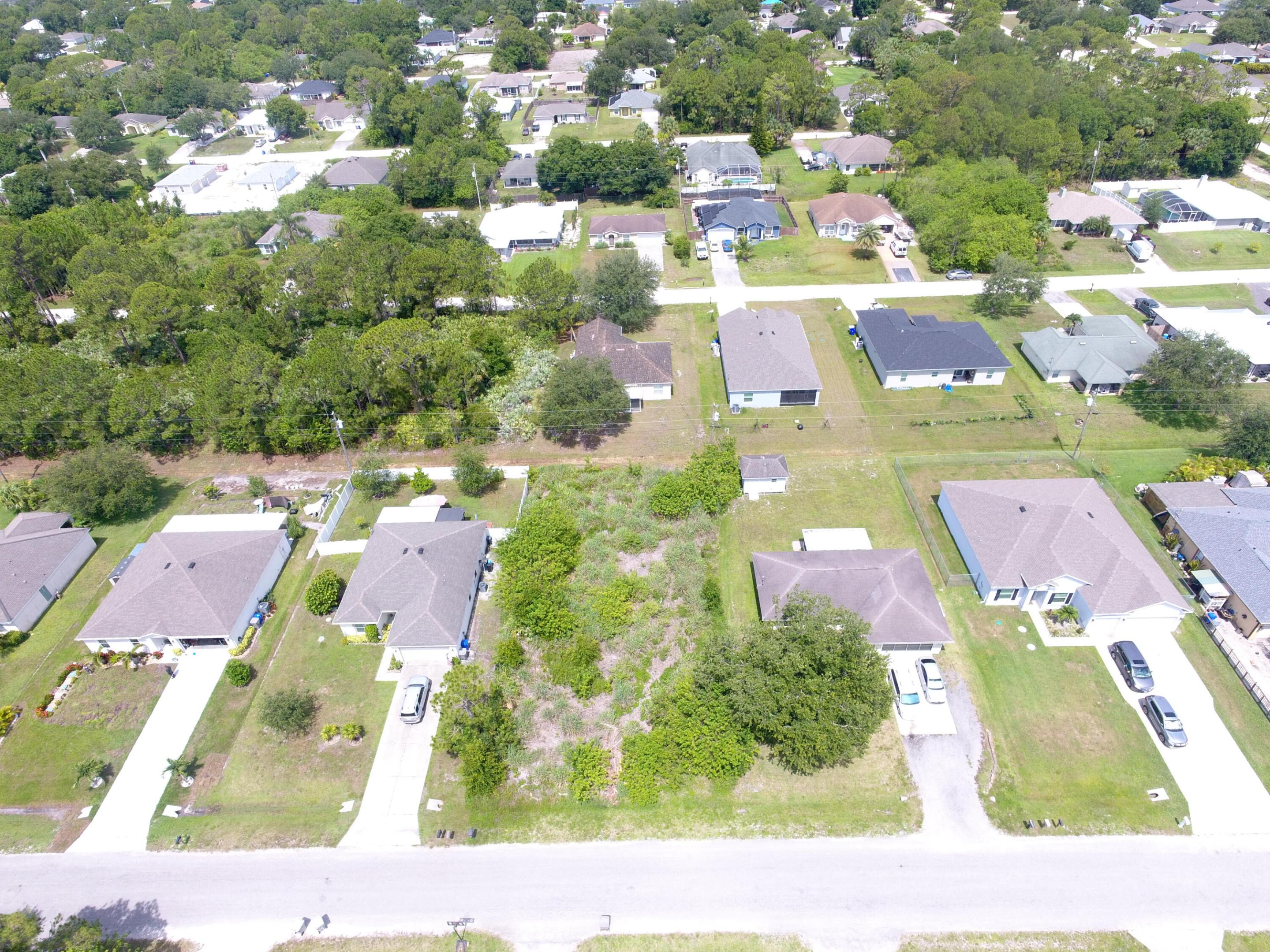 VERO LAKE ESTATES UNIT Q - Land
