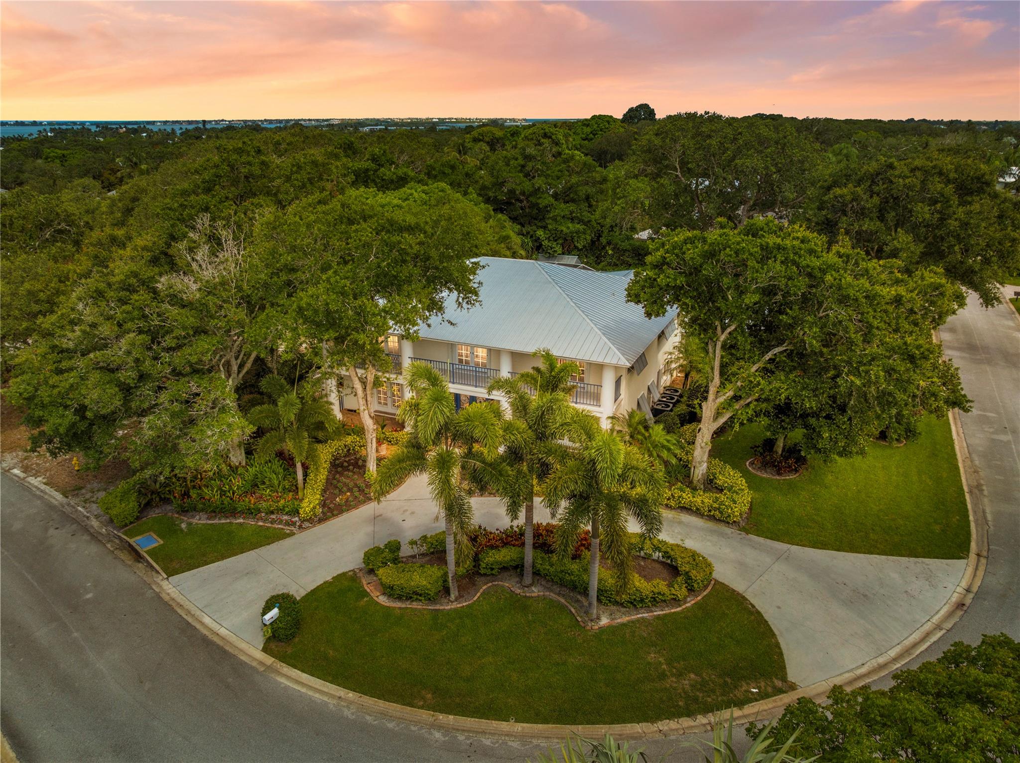 33 Rio Vista Dr