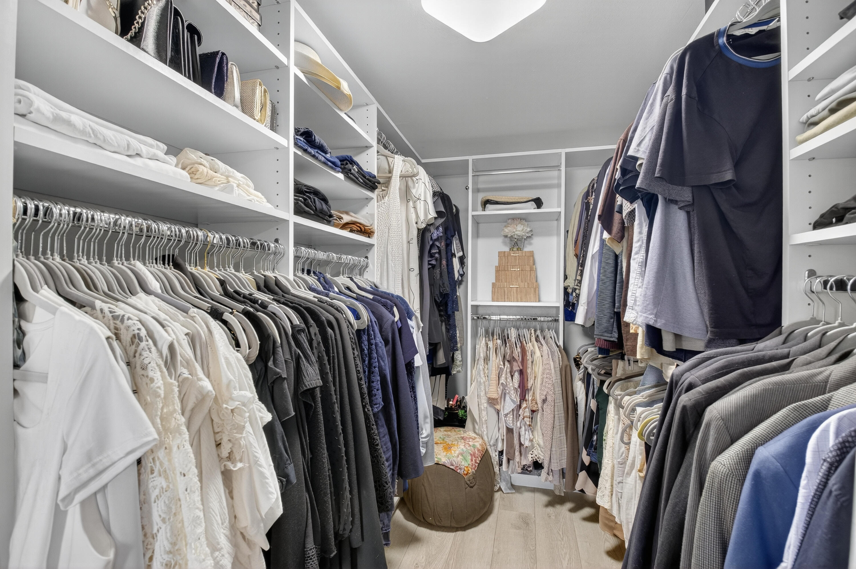 SUN VALLEY EAST CONDO - Residential