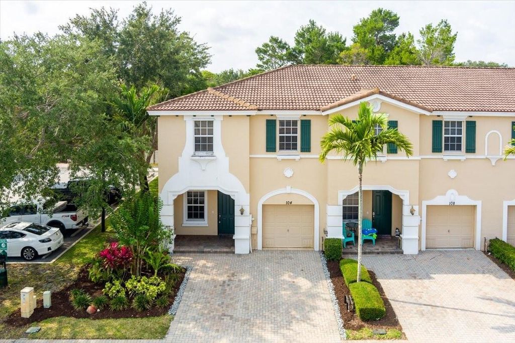 Photo of 104 SW Otter Run Place, Stuart, FL 34997 (MLS # R10983248)