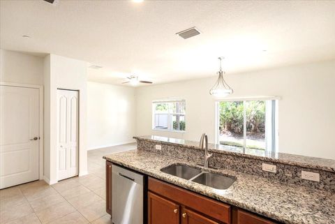 Townhouse in Stuart FL 104 Otter Run Place Pl 21.jpg