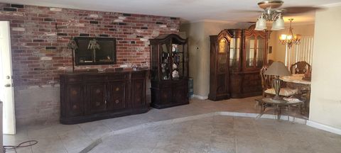 2000 NW75 AVE Sunrise FL 33313