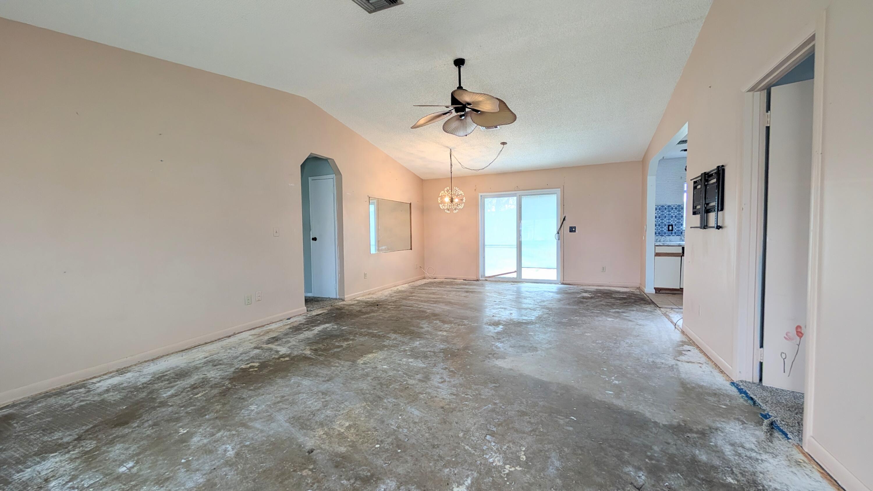 PORT ST LUCIE SECTION 18 - Residential