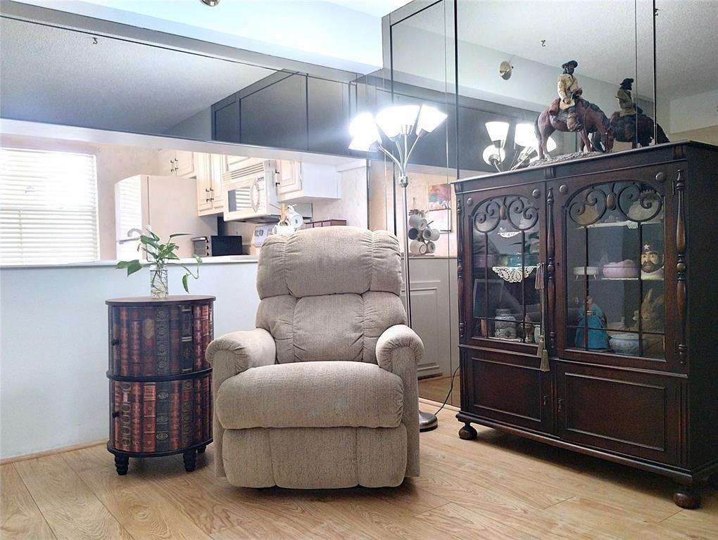 NASSAU - Residential