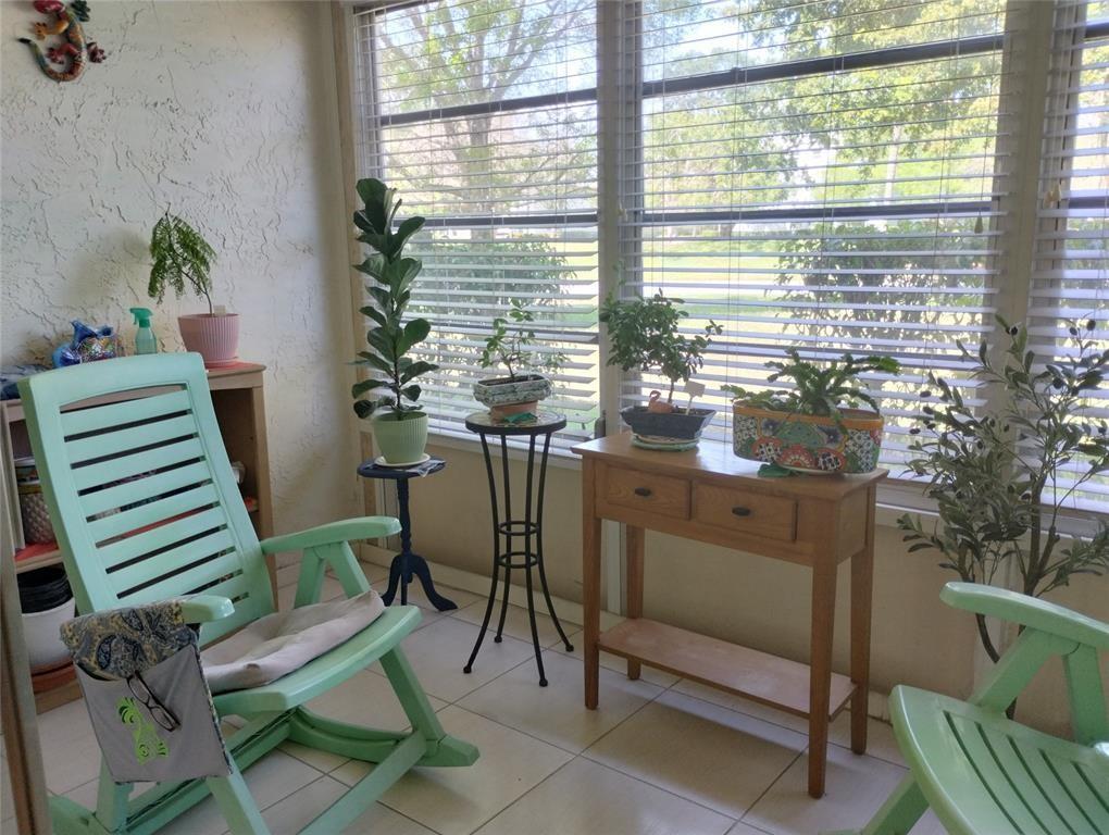 NASSAU - Residential