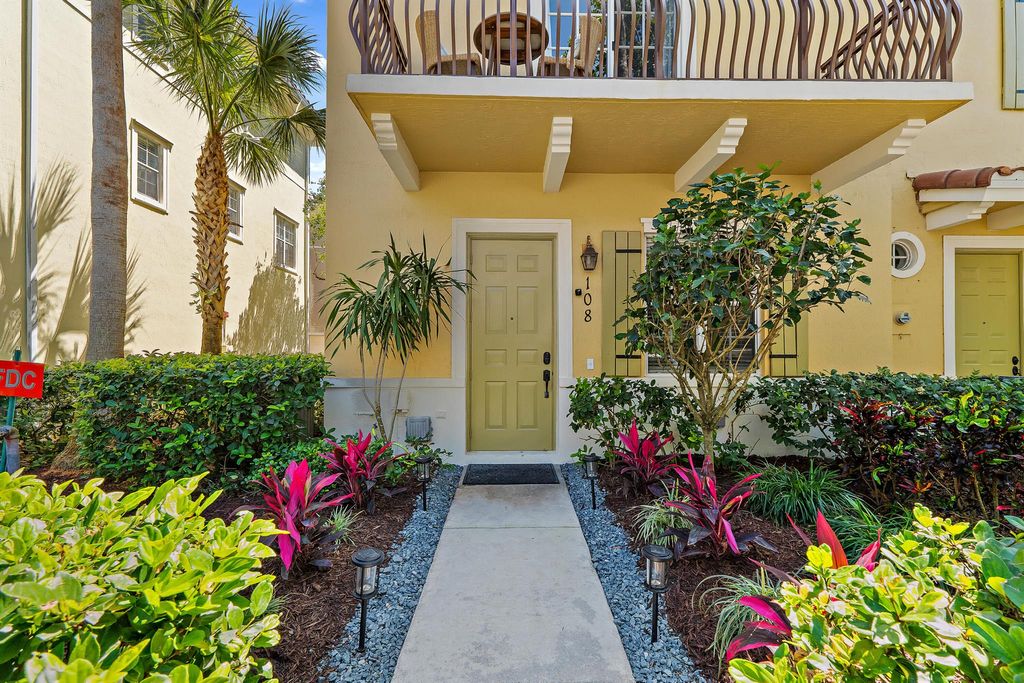 Photo of 108 Osceola Lane, Jupiter, FL 33458 (MLS # R11081948)