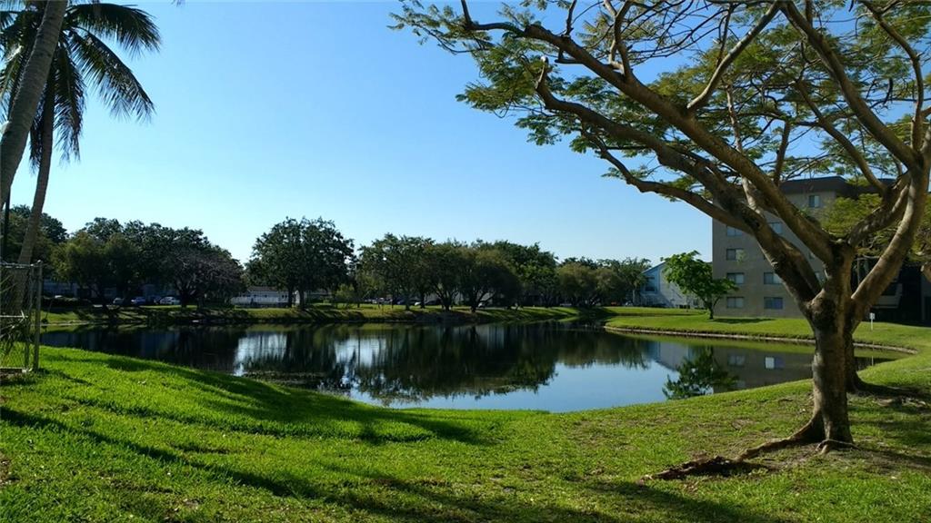 CARLISLE AT HAMPTONS WEST - Residential