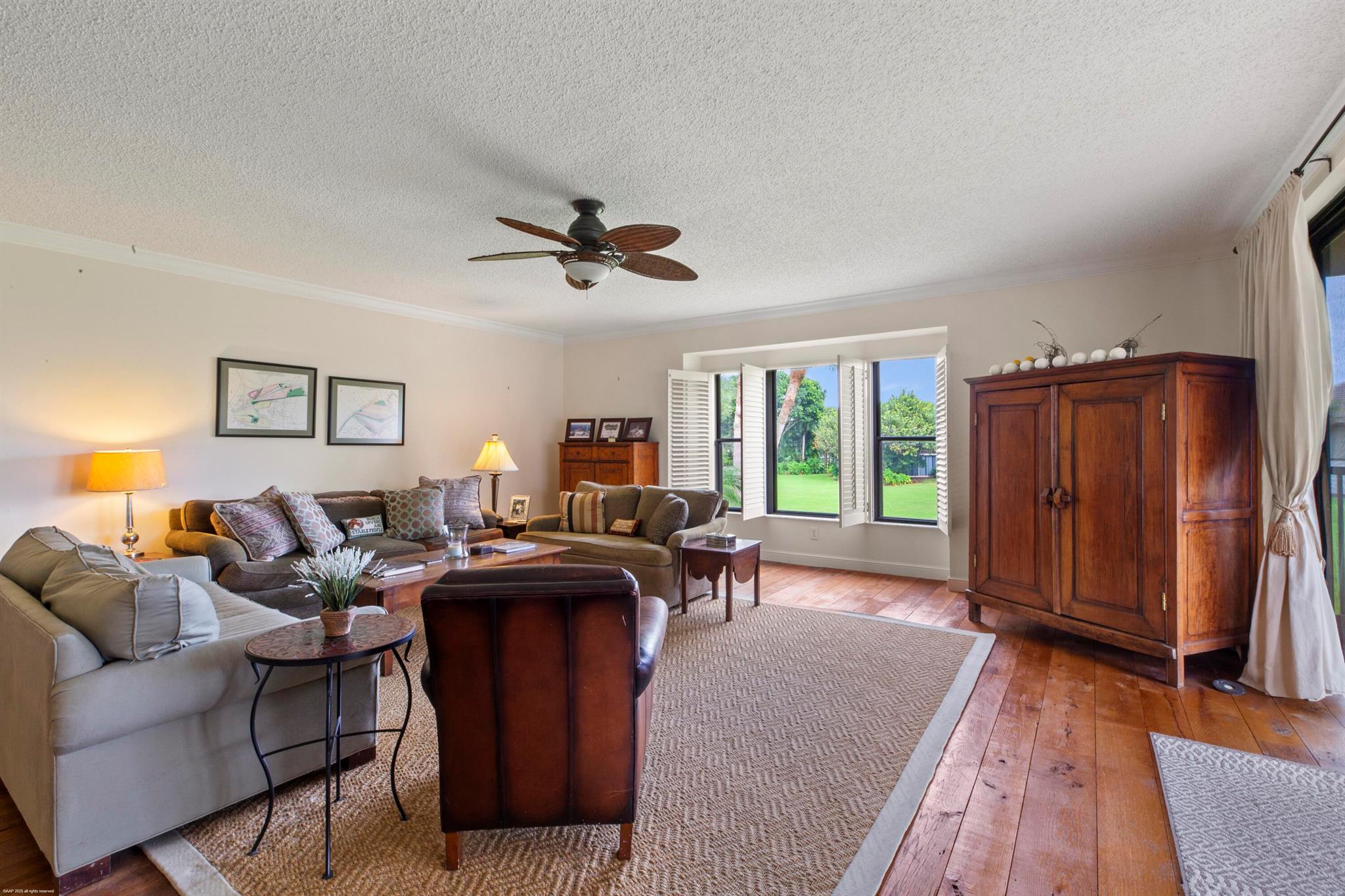 MEADOW BROOK CONDO - Residential