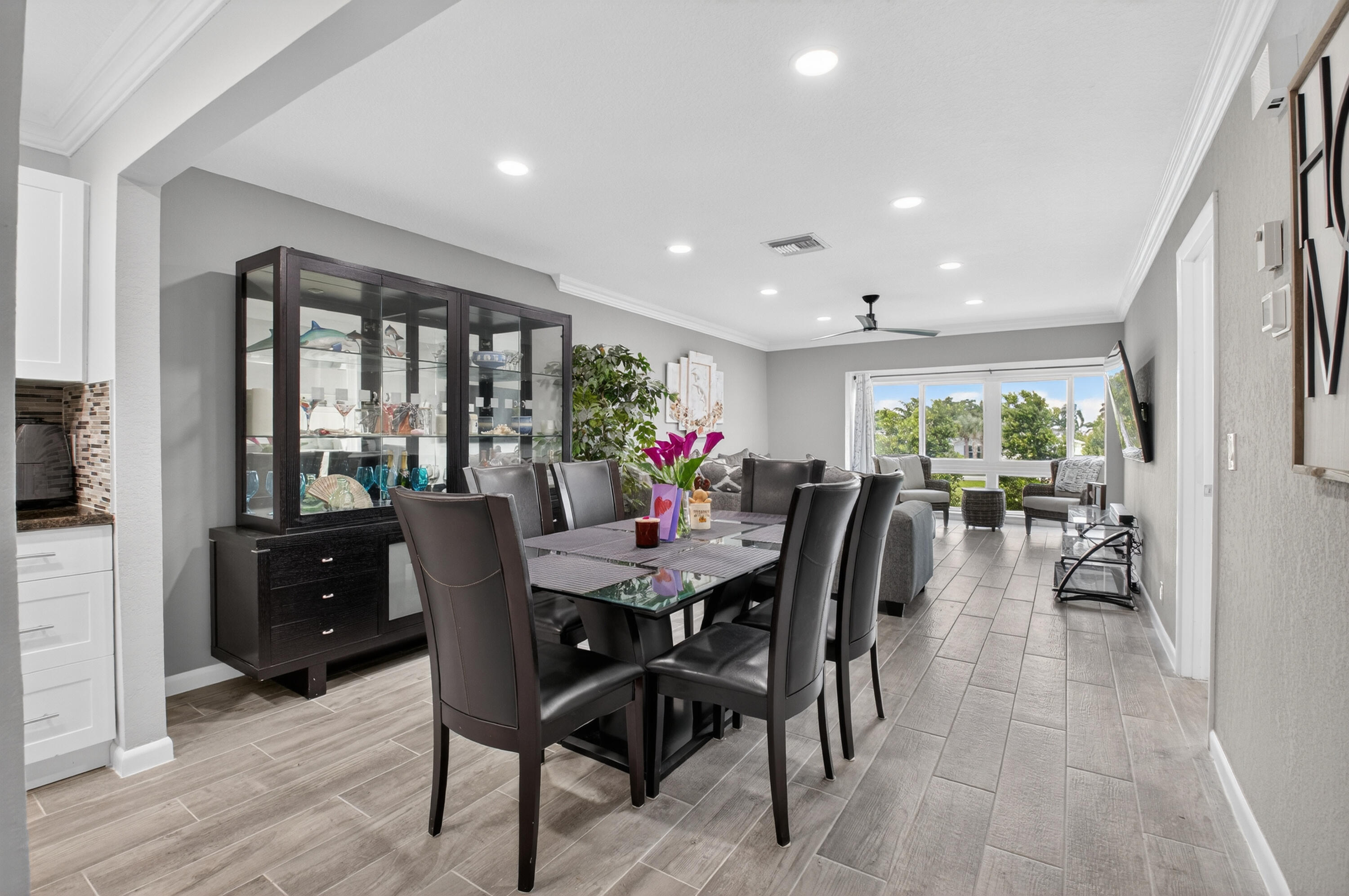 PALM GREENS AT VILLA DEL RAY CONDO II - Residential