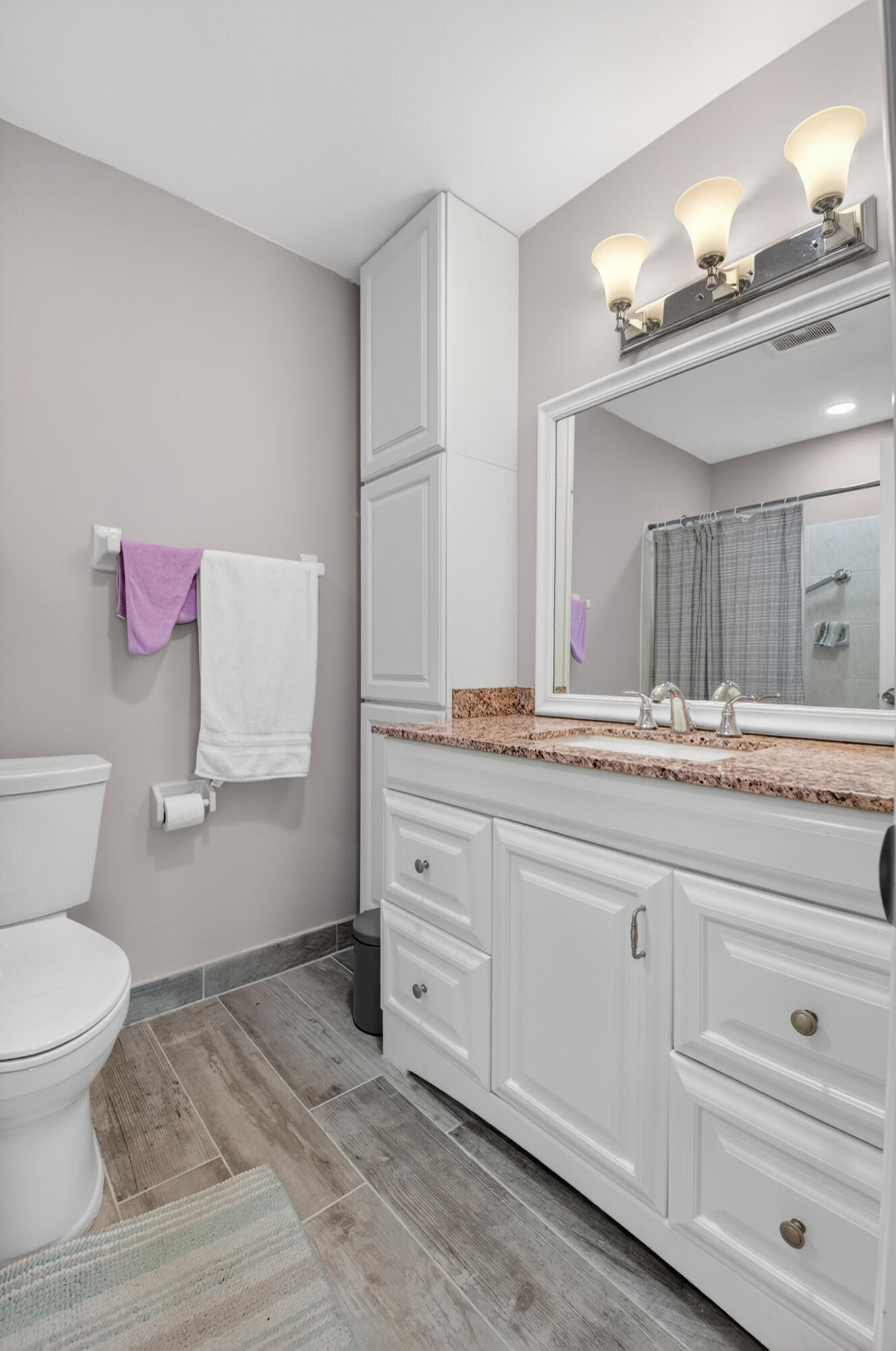 PALM GREENS AT VILLA DEL RAY CONDO II - Residential