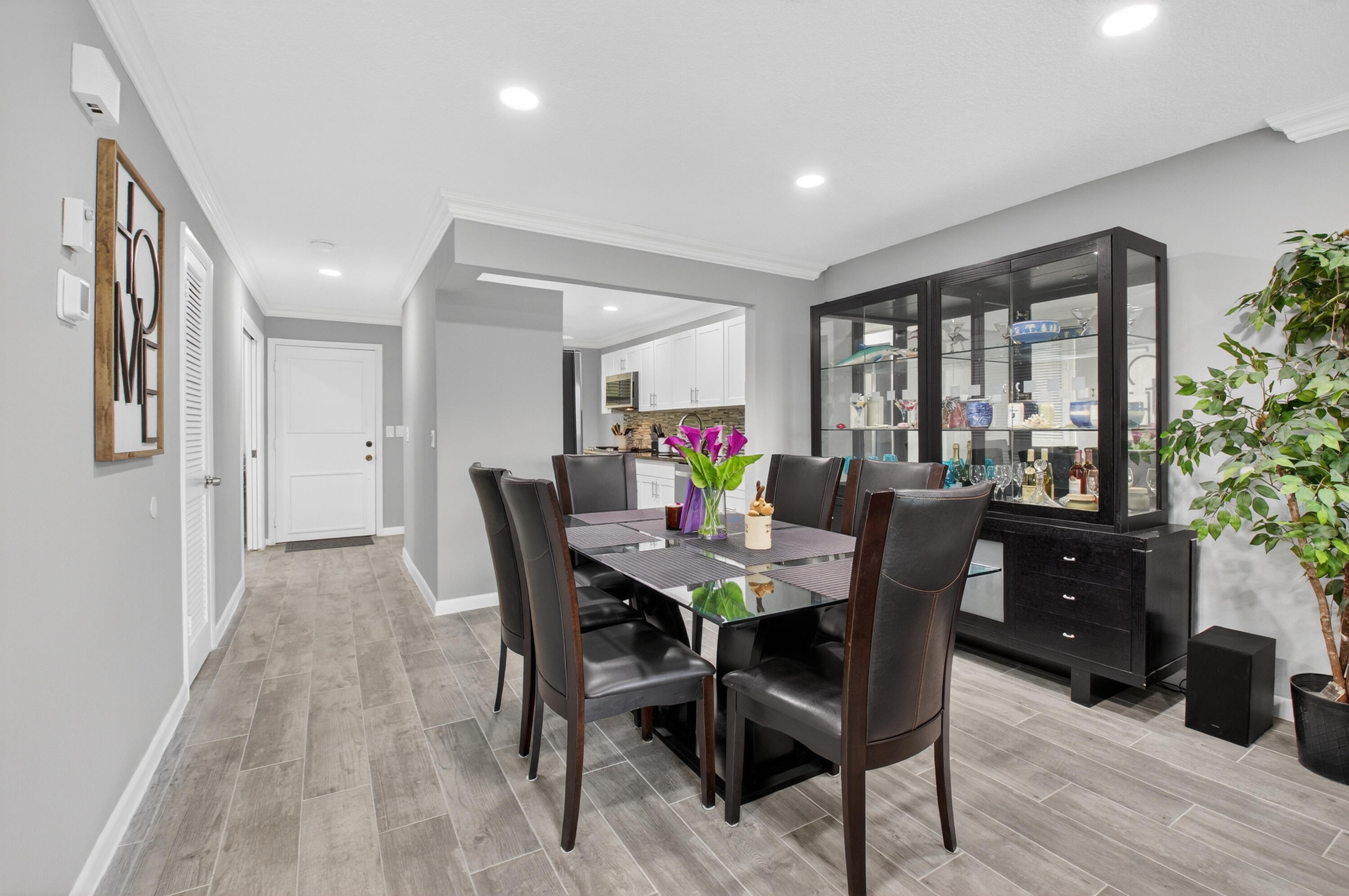 PALM GREENS AT VILLA DEL RAY CONDO II - Residential