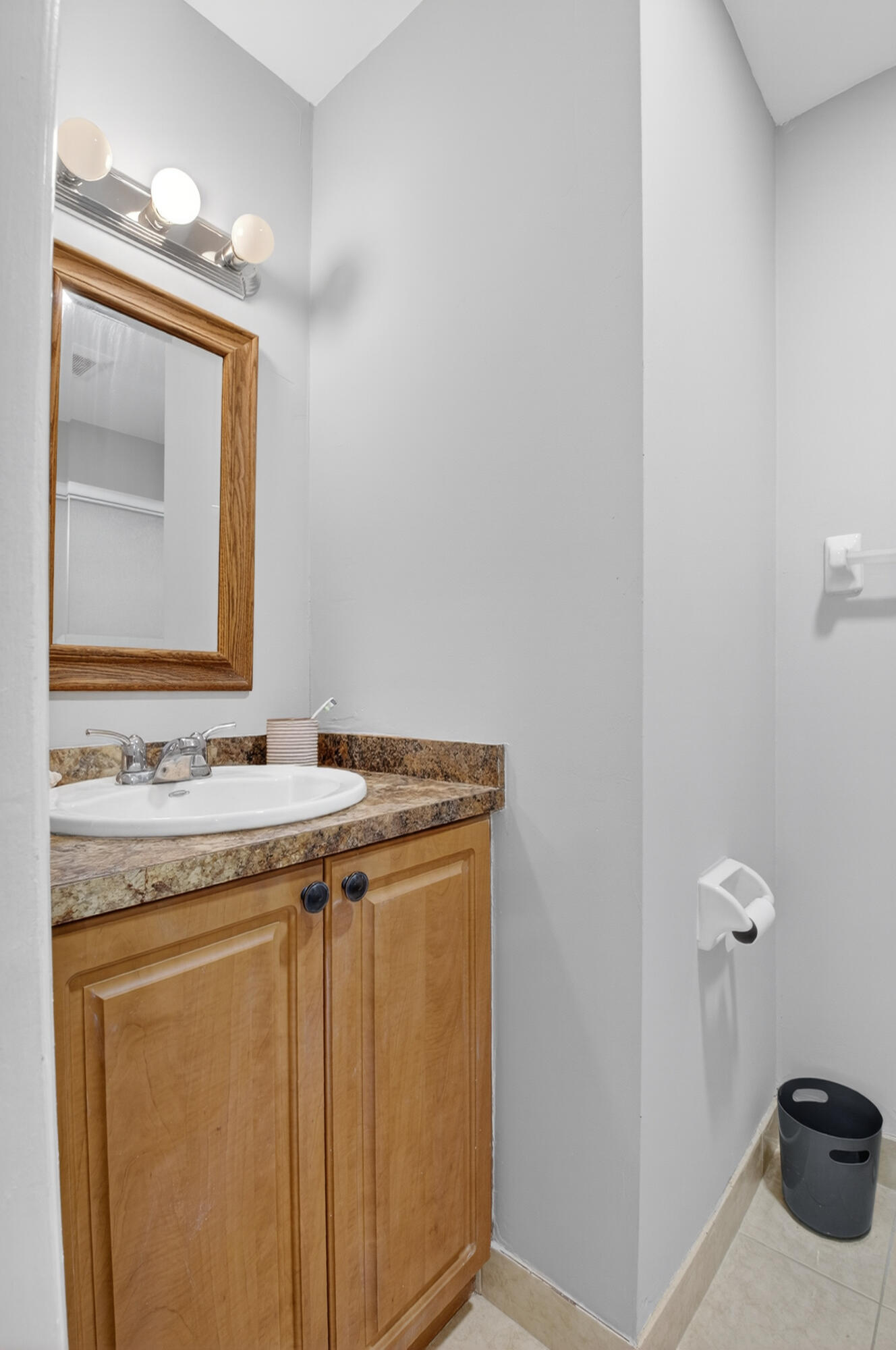 PALM GREENS AT VILLA DEL RAY CONDO II - Residential