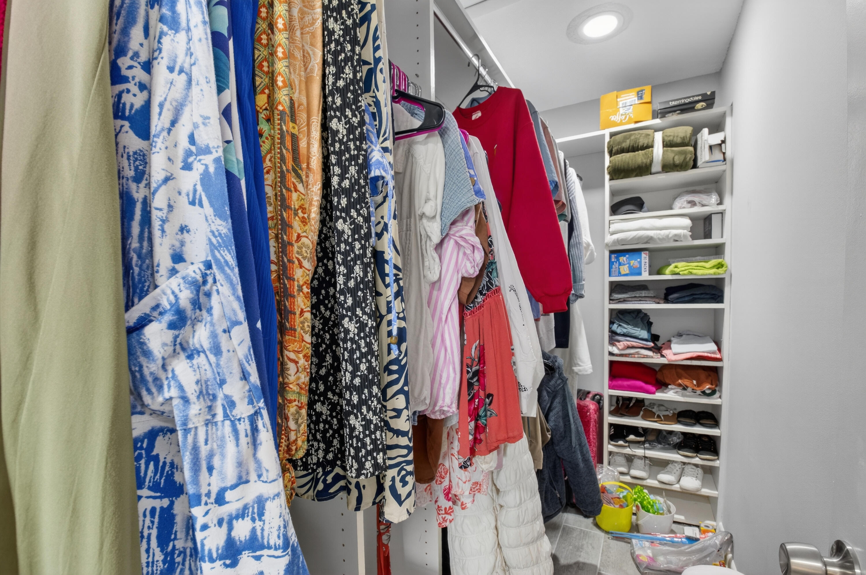 PALM GREENS AT VILLA DEL RAY CONDO II - Residential