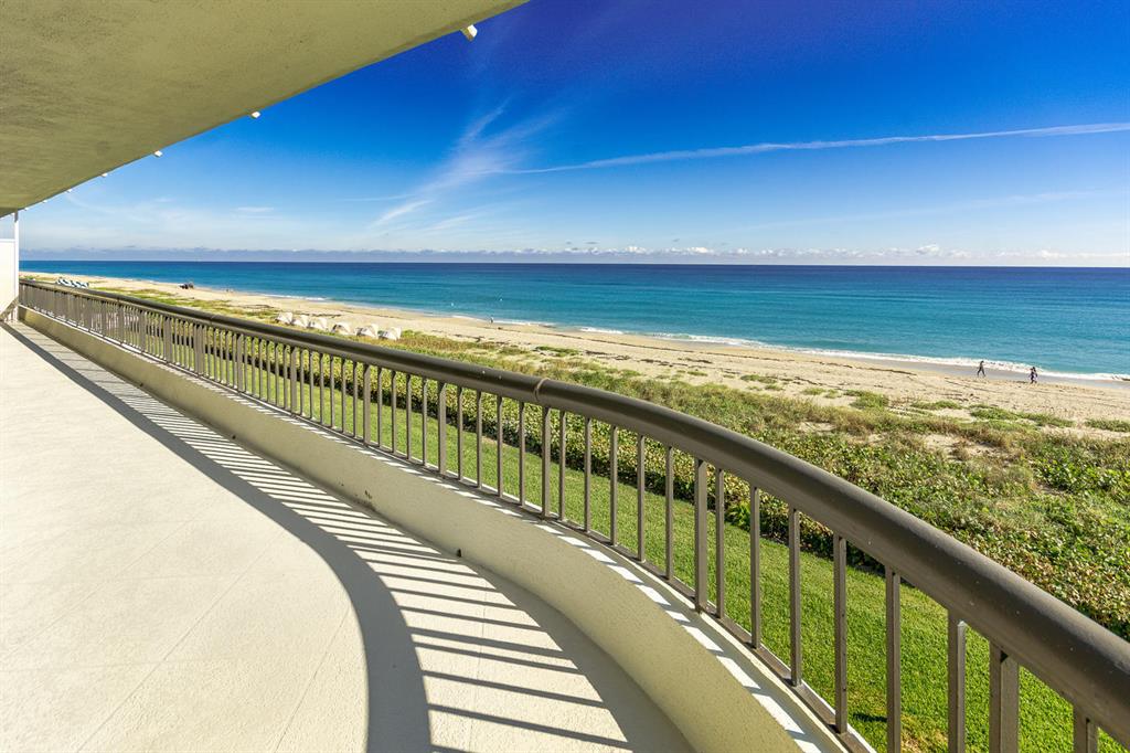 BEACH POINT CONDO - Residential