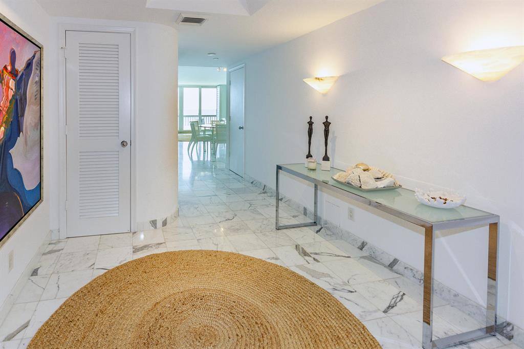 BEACH POINT CONDO - Residential