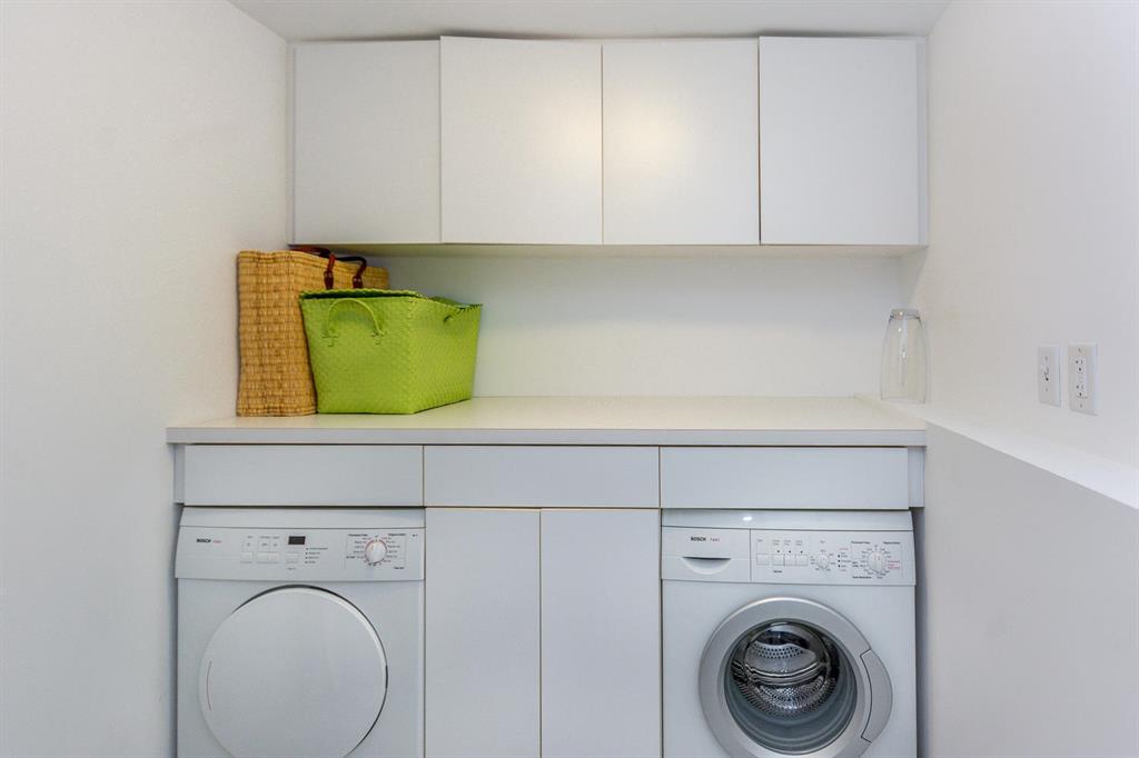 BEACH POINT CONDO - Residential