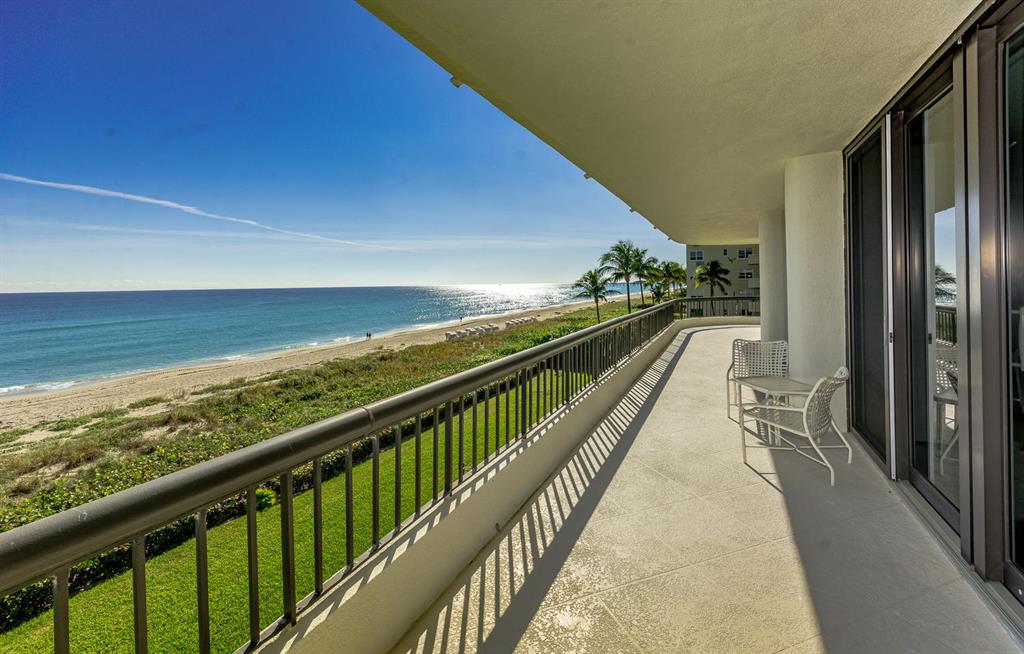 BEACH POINT CONDO - Residential