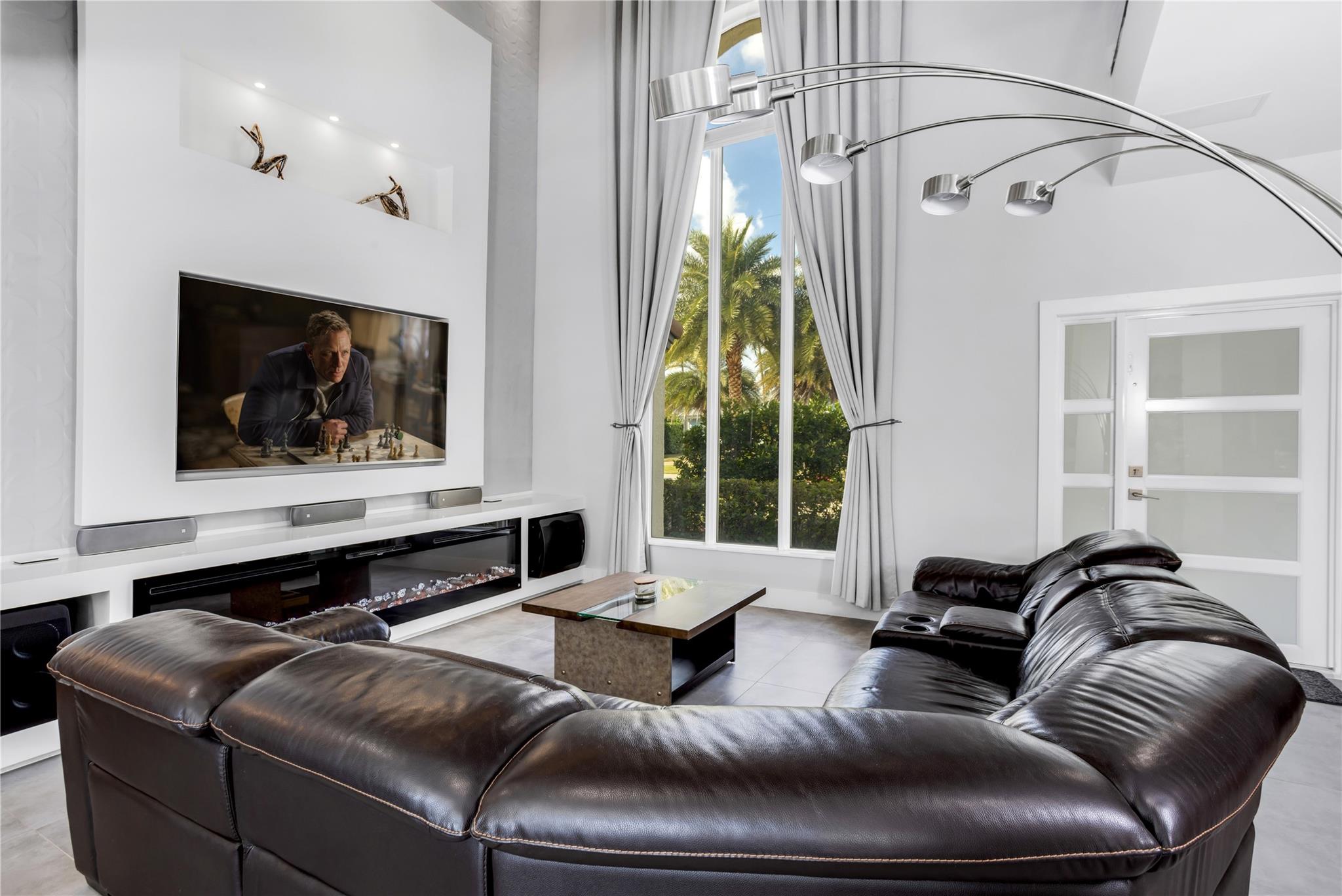 Venetian Isles 1st Sec 43 - Residential