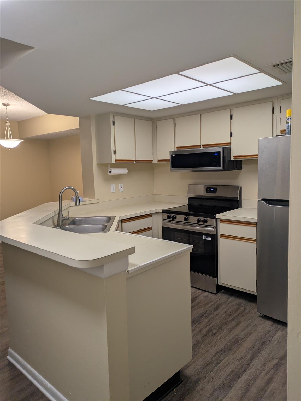 Visconti Condo - Residential Lease