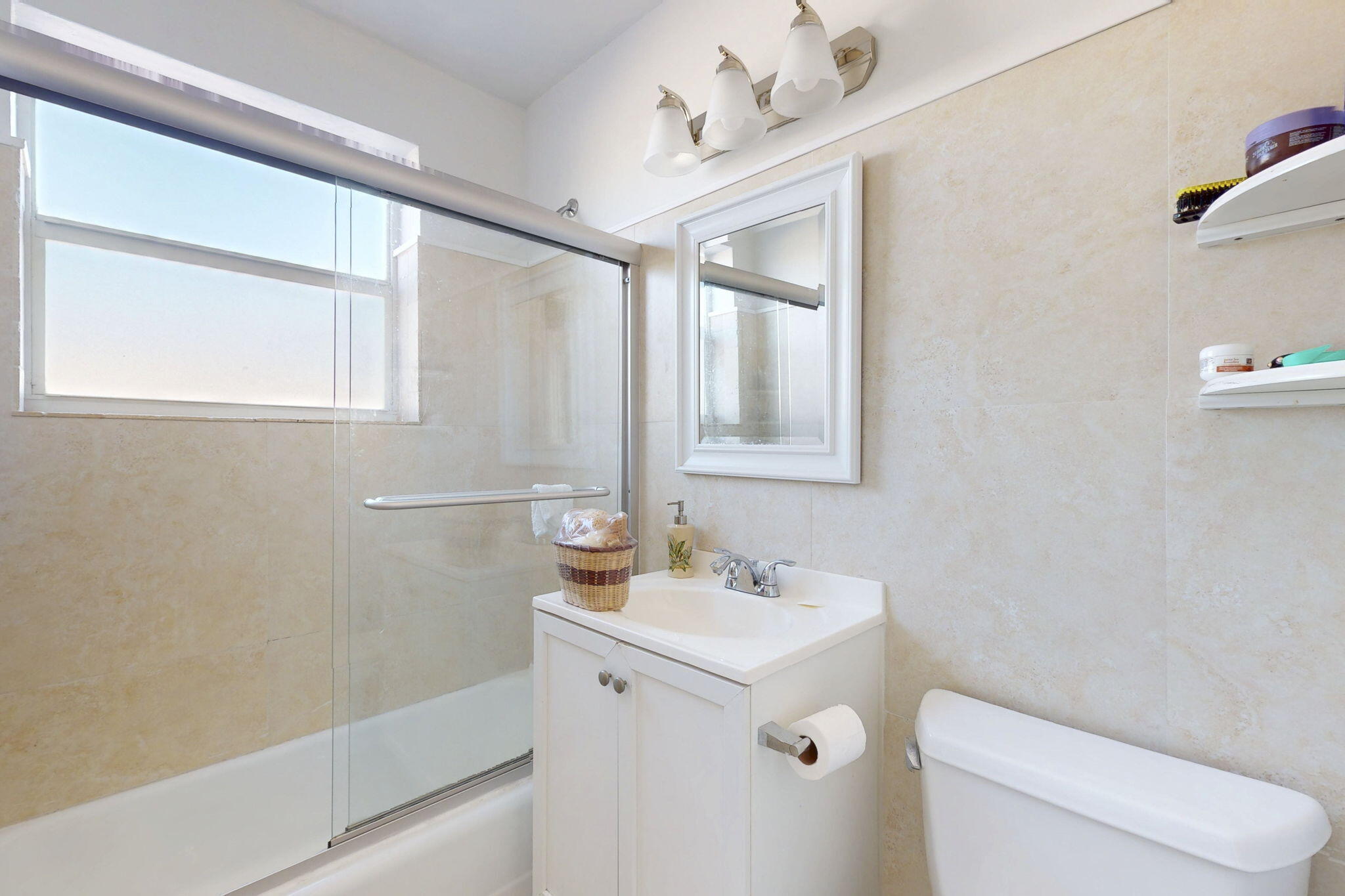 LAKE OSBORNE TOWERS CO OP APTS INC - Residential