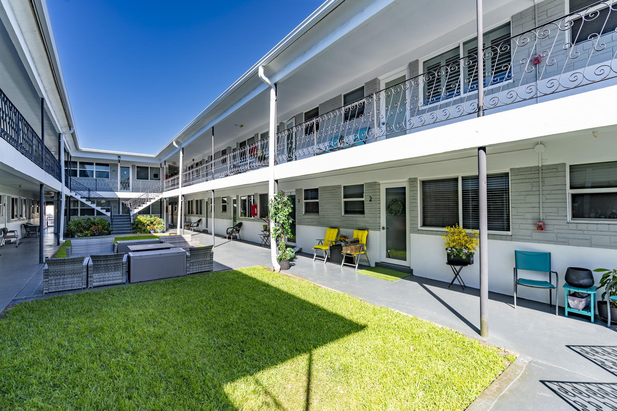 LAKE OSBORNE TOWERS CO OP APTS INC - Residential