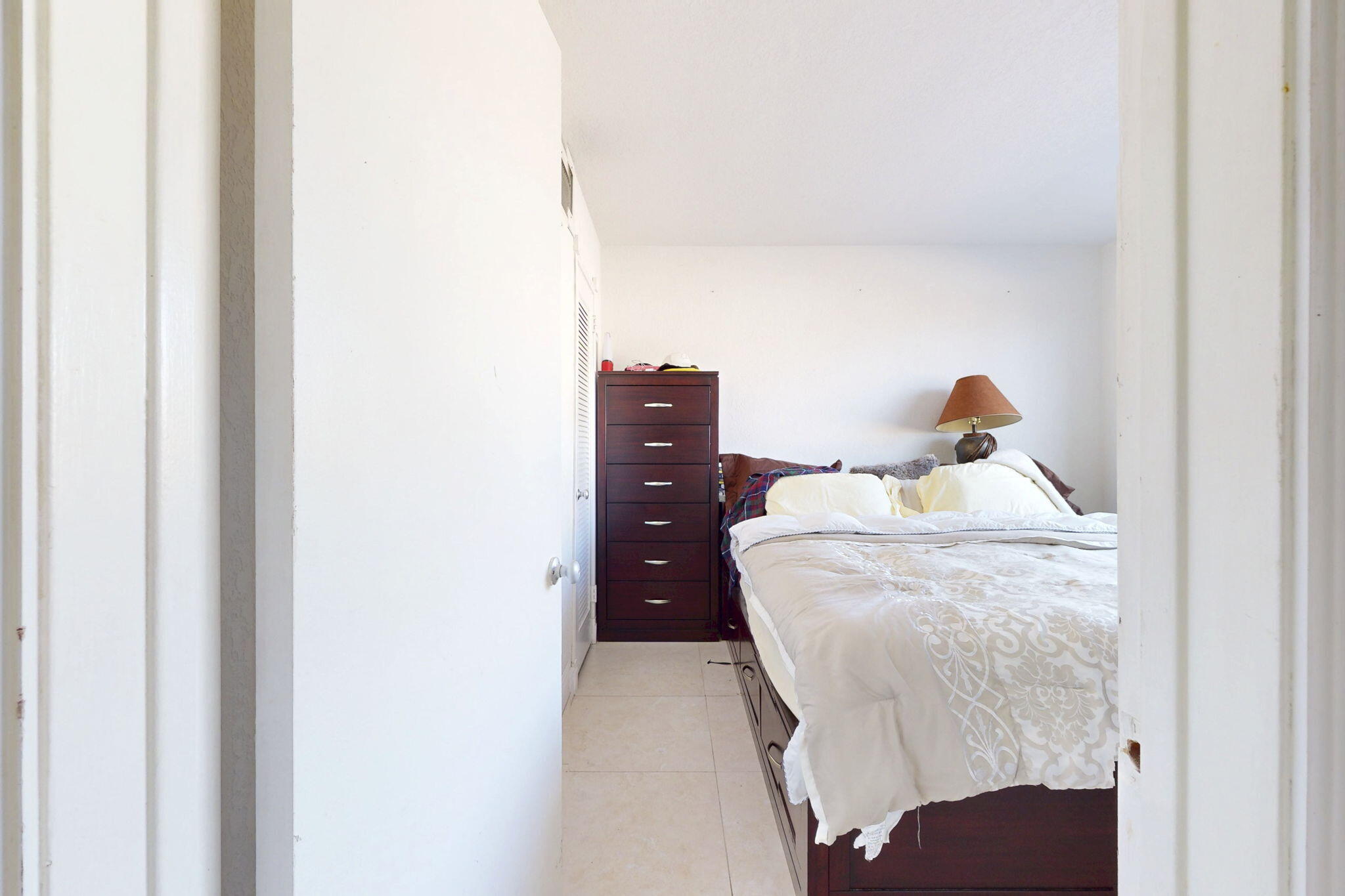 LAKE OSBORNE TOWERS CO OP APTS INC - Residential