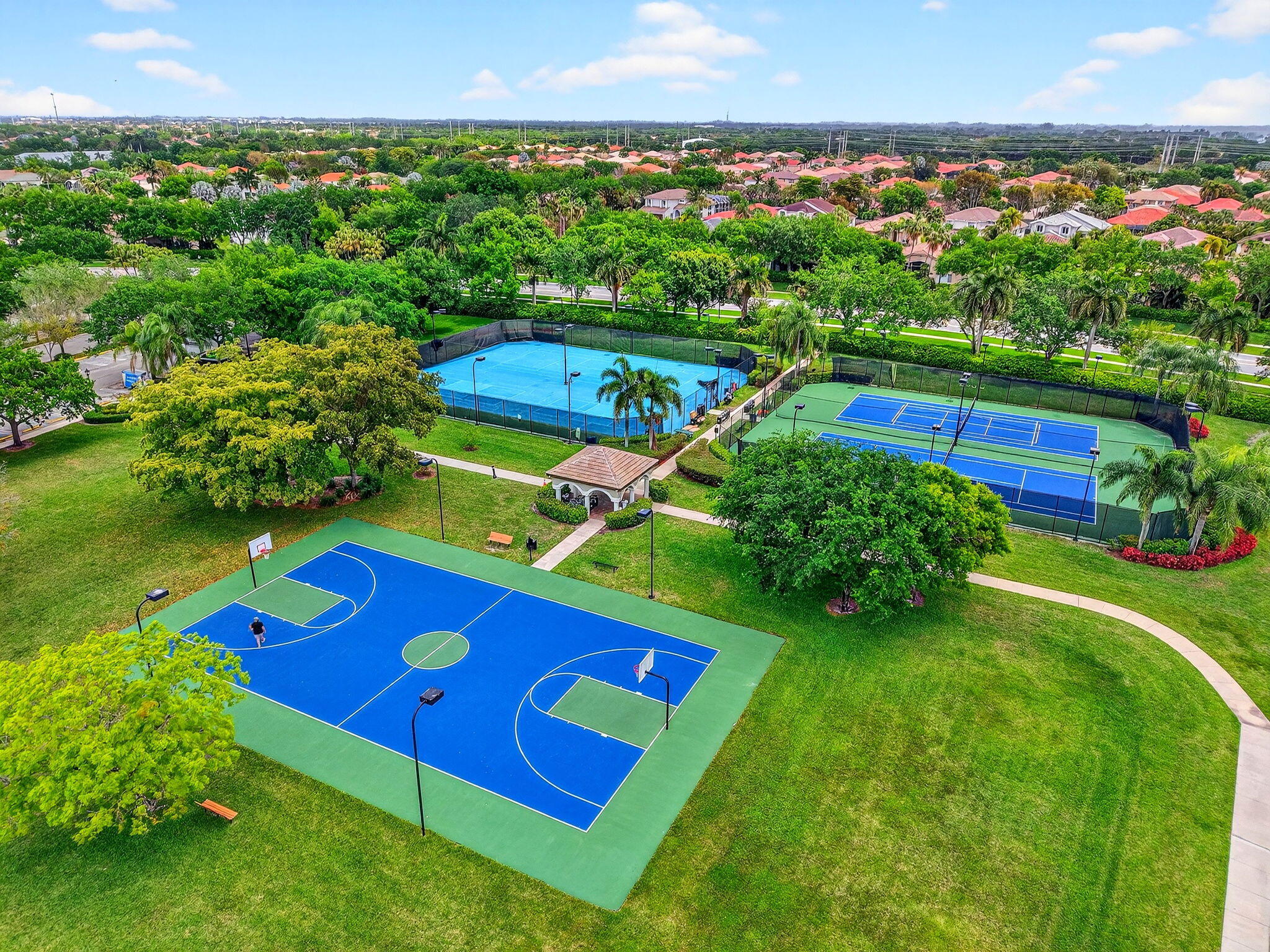 ISLES AT WELLINGTON PL 7 - Residential